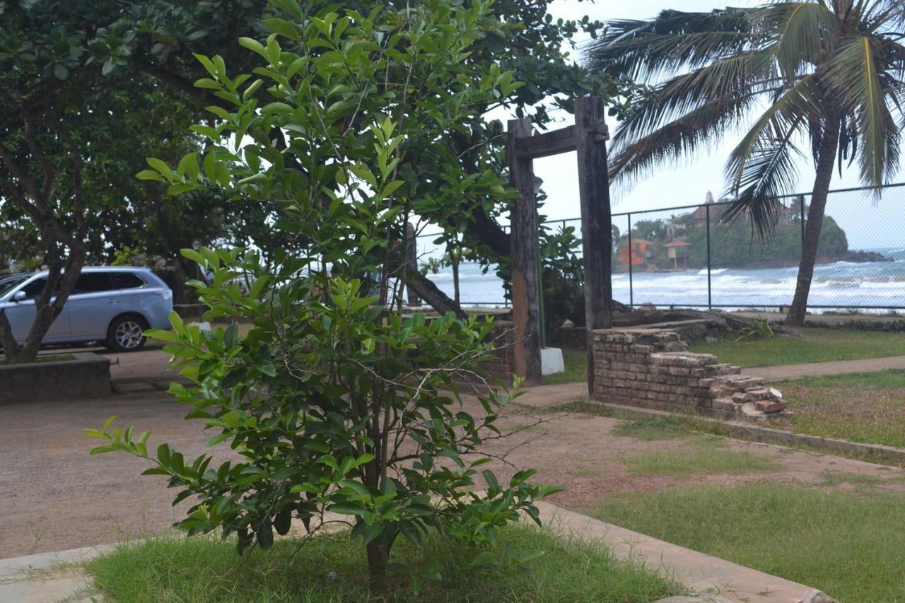 Rest House Matara Exterior photo