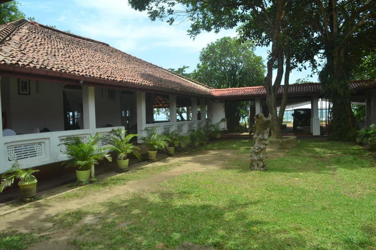 Rest House Matara Exterior photo
